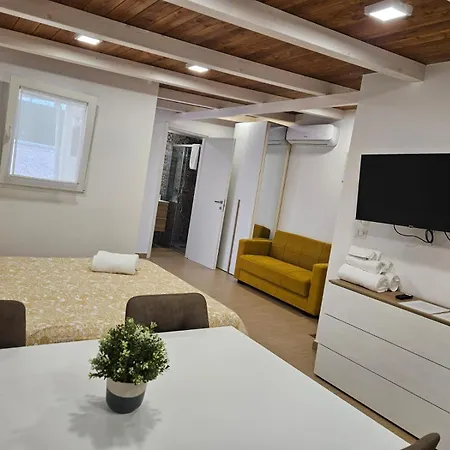 Apartment Santalucia *
